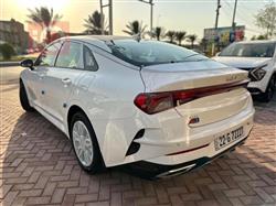 كيا K5